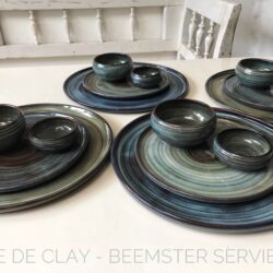 Ontbijtborden en ontbijtservies